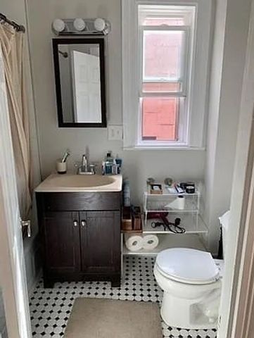 420 Saratoga Street 3, Boston, MA 02128