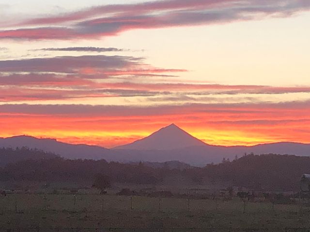 2795 Ball Road, Eagle Point, OR 97524