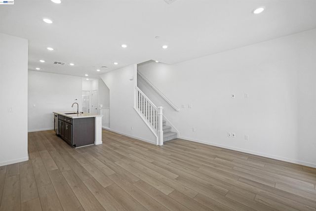 3818 Norbridge Ave, Castro Valley, CA 94546