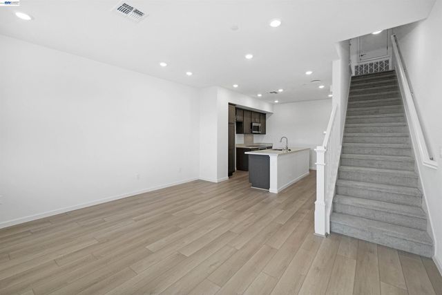 3818 Norbridge Ave, Castro Valley, CA 94546
