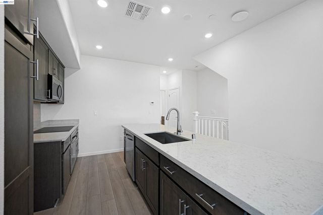 3818 Norbridge Ave, Castro Valley, CA 94546