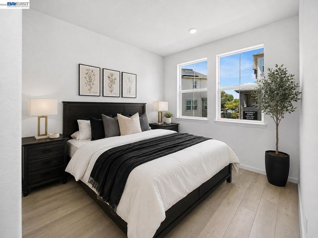 3818 Norbridge Ave, Castro Valley, CA 94546