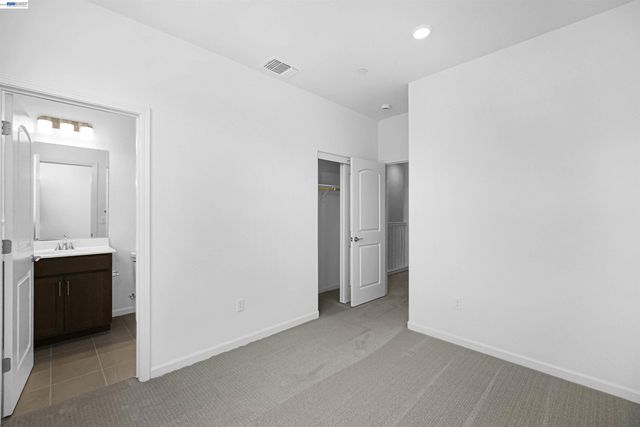 3818 Norbridge Ave, Castro Valley, CA 94546