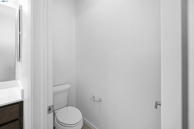 3818 Norbridge Ave, Castro Valley, CA 94546