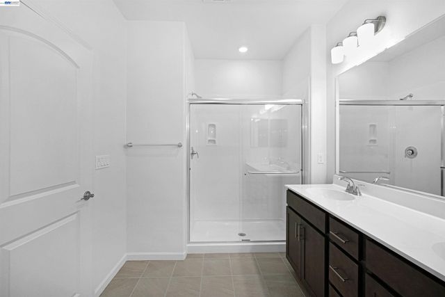3818 Norbridge Ave, Castro Valley, CA 94546