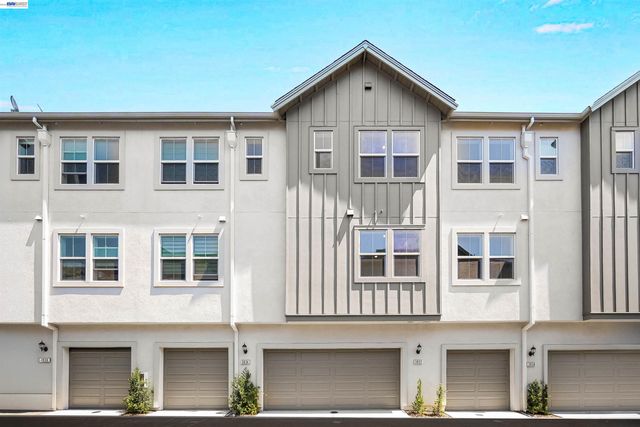 3818 Norbridge Ave, Castro Valley, CA 94546