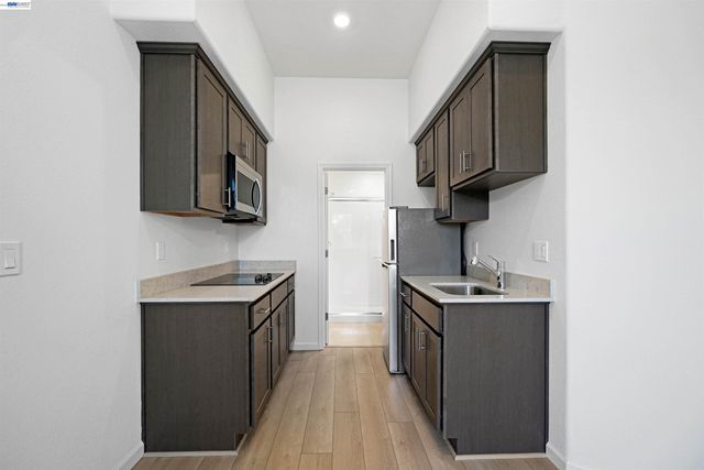 3818 Norbridge Ave, Castro Valley, CA 94546