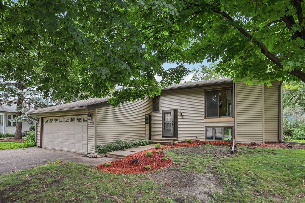 3158 Quarry Court, Eagan, MN 55121