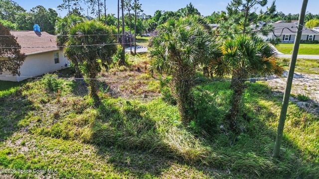 1067 Westport Street SE, Palm Bay, FL 32909
