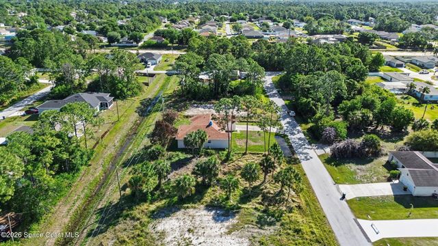 1067 Westport Street SE, Palm Bay, FL 32909