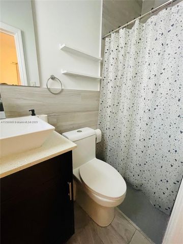 644 NE 82nd Ter, Miami, FL 33138