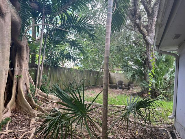644 NE 82nd Ter, Miami, FL 33138