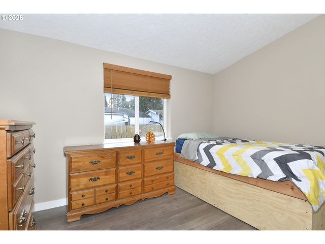 17848 Se SUE Ln, Sandy, OR 97055