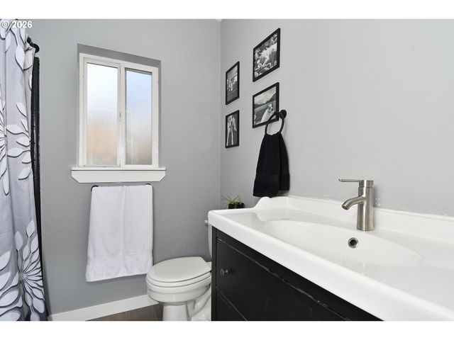 17848 Se SUE Ln, Sandy, OR 97055