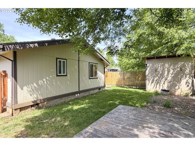 17848 Se SUE Ln, Sandy, OR 97055