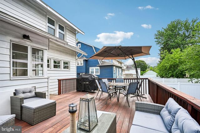 5 OGDEN AVE, Collingswood, NJ 08108