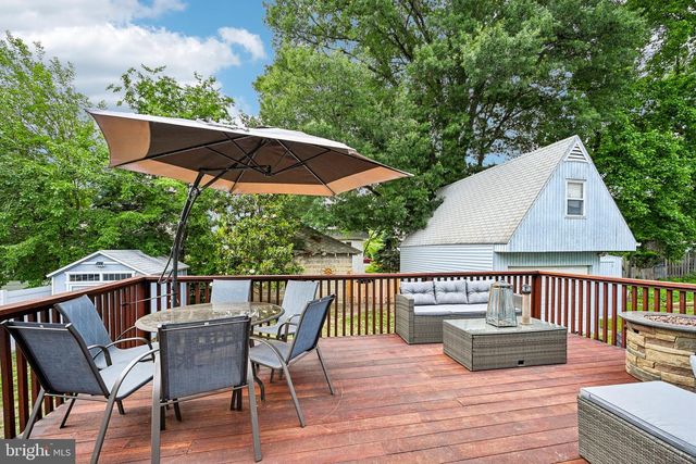5 OGDEN AVE, Collingswood, NJ 08108