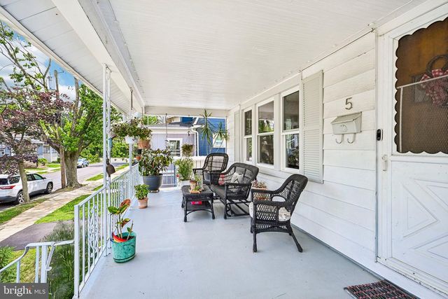 5 OGDEN AVE, Collingswood, NJ 08108