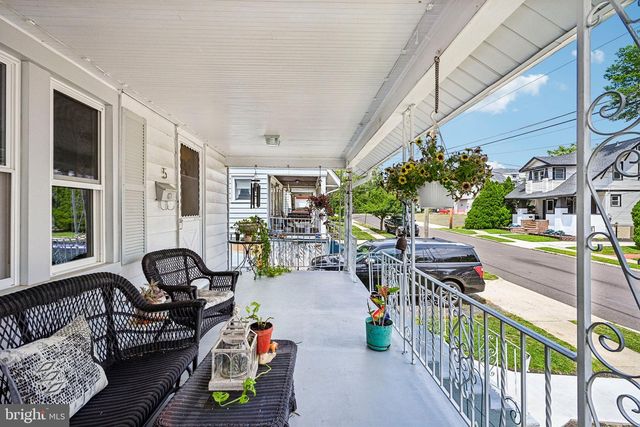 5 OGDEN AVE, Collingswood, NJ 08108