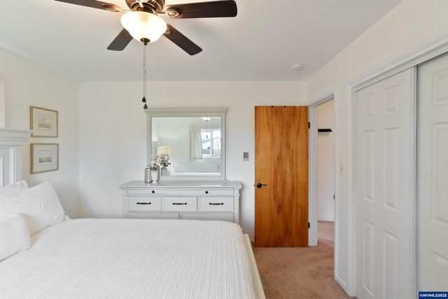 1086 24th Av SE, Albany, OR 97322