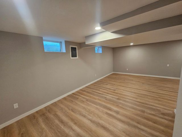 6700 75th Avenue N, Brooklyn Park, MN 55428