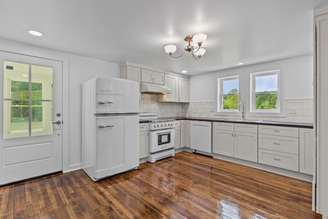 4088 State Highway 437, West Liberty, KY 41472