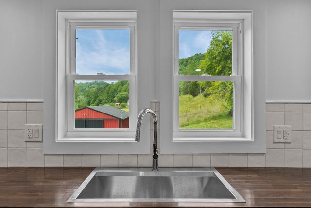 4088 State Highway 437, West Liberty, KY 41472