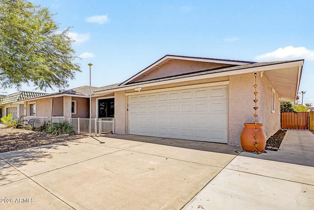 9847 W Wrangler Drive, Sun City, AZ 85373