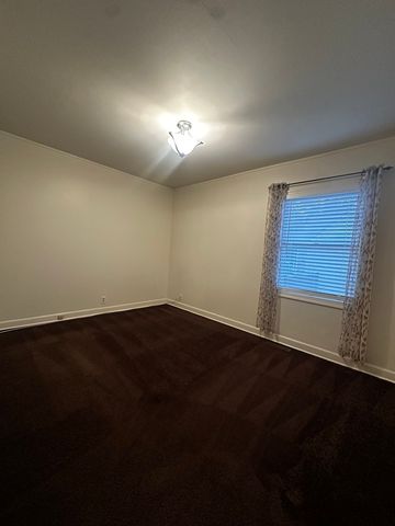 3147 Sunnyside Avenue, Brookfield, IL 60513