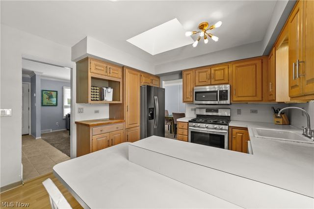 6728 Edgemoor Avenue, Solon, OH 44139