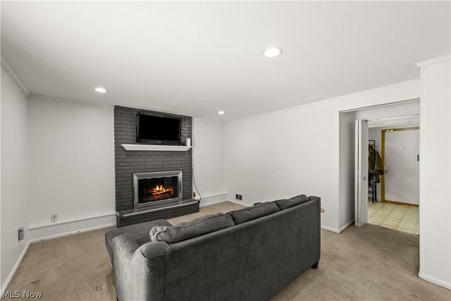 6728 Edgemoor Avenue, Solon, OH 44139