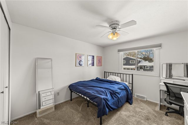 6728 Edgemoor Avenue, Solon, OH 44139