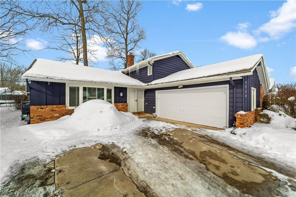 6728 Edgemoor Avenue, Solon, OH 44139