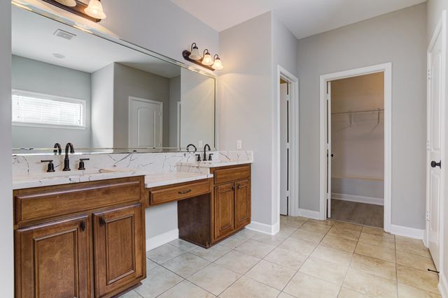 9695 WOODLAND CREEK LN, Unincorporated, TN 38018