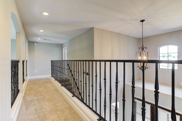 9695 WOODLAND CREEK LN, Unincorporated, TN 38018