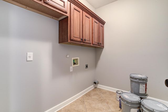 9695 WOODLAND CREEK LN, Unincorporated, TN 38018