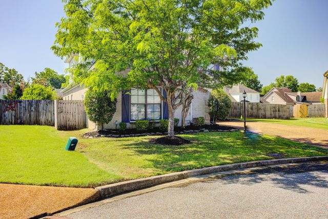 9695 WOODLAND CREEK LN, Unincorporated, TN 38018