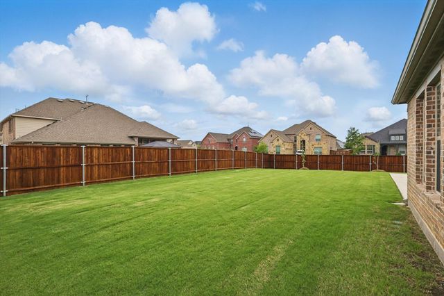 1210 Blazingstar Drive, Haslet, TX 76177