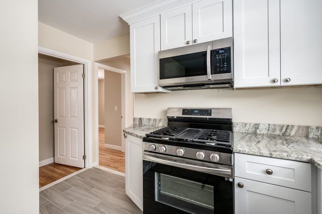 188 Portsmouth Avenue, Manchester, NH 03109