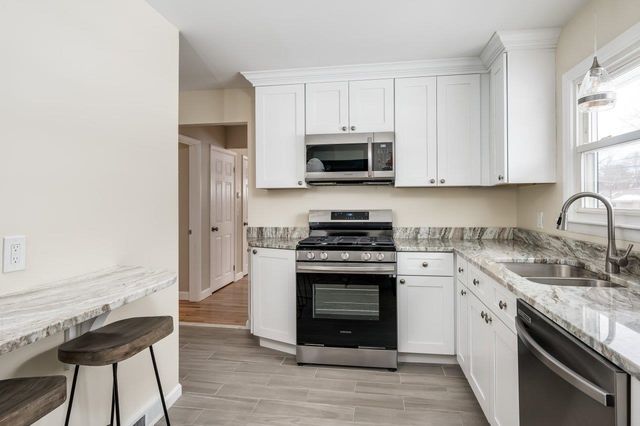 188 Portsmouth Avenue, Manchester, NH 03109