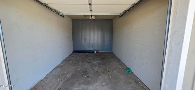 8739 W TURNEY Avenue, Phoenix, AZ 85037