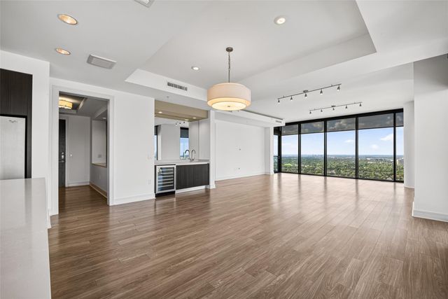 2651 Kipling Street 3404, Houston, TX 77098