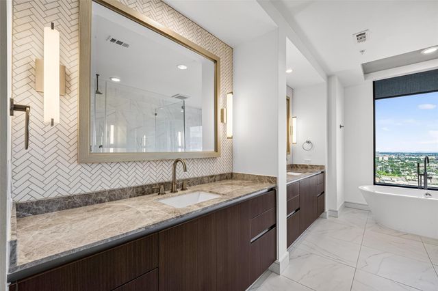 2651 Kipling Street 3404, Houston, TX 77098