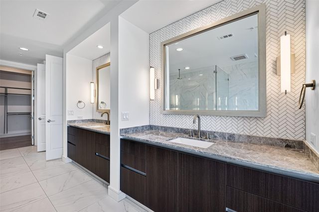 2651 Kipling Street 3404, Houston, TX 77098