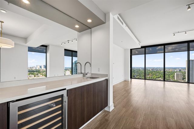 2651 Kipling Street 3404, Houston, TX 77098