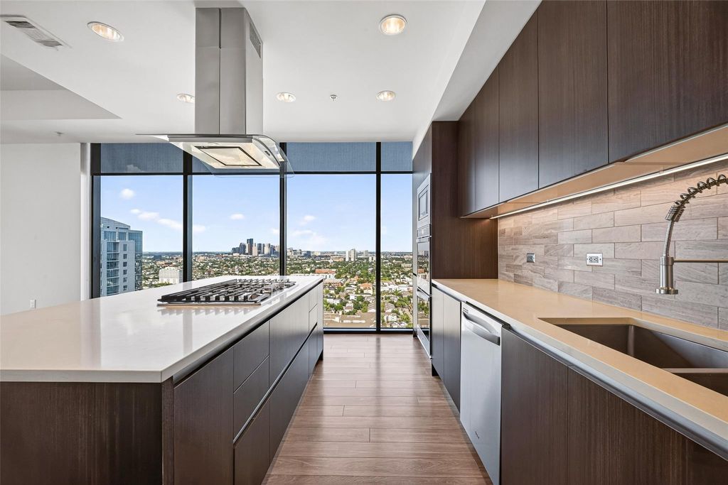 2651 Kipling Street 3404, Houston, TX 77098