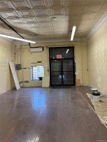 3032 atlantic, Brooklyn, NY 11208