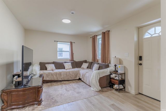 3406 Hartmetz Avenue, Evansville, IN 47712