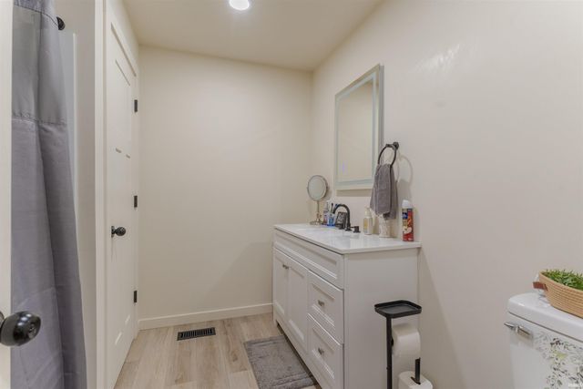 3406 Hartmetz Avenue, Evansville, IN 47712