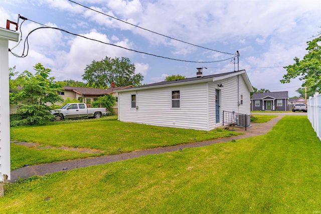 3406 Hartmetz Avenue, Evansville, IN 47712